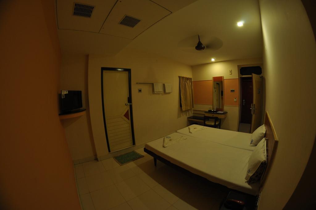 Vijey Hotels Tiruchirappalli Ruang foto