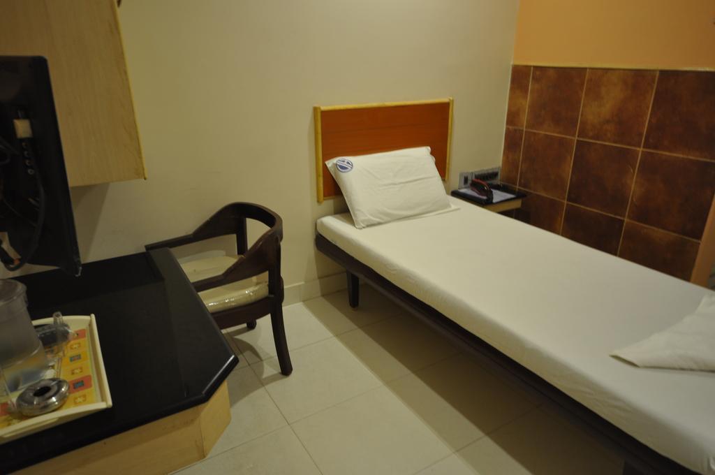 Vijey Hotels Tiruchirappalli Ruang foto